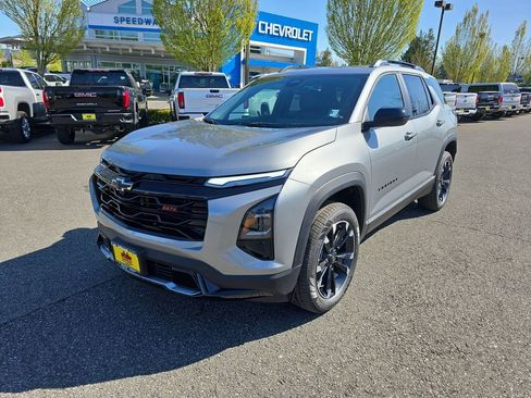 New 2025 Chevrolet Equinox RS image 2