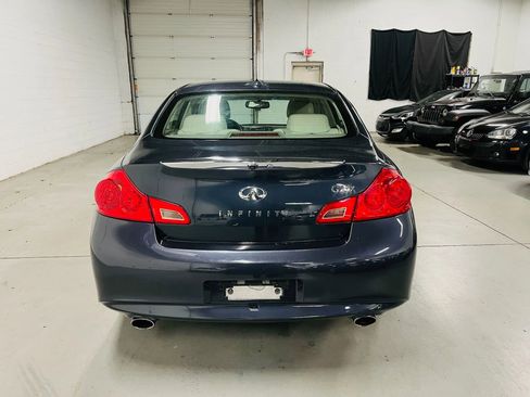 Used 2011 INFINITI G25 x w/ Moonroof Pkg image 7