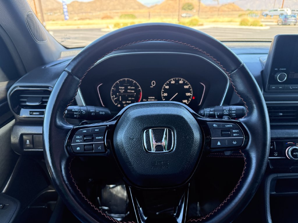 Certified 2025 Honda Pilot Sport image 24