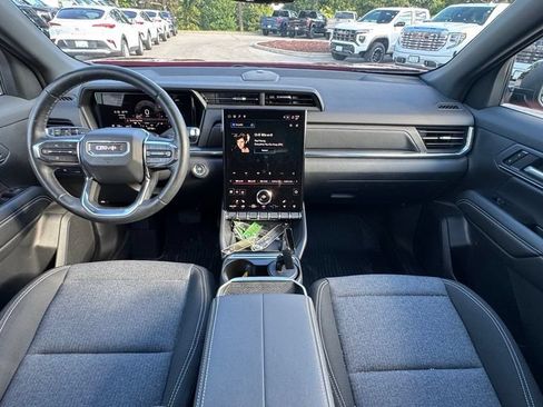 Used 2026 GMC Terrain Elevation w/ Technology Package II AWD/4WD image 12