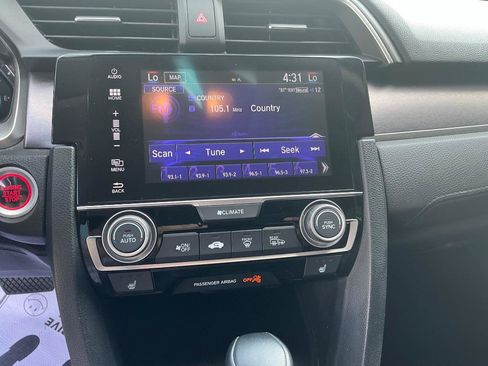 Used 2017 Honda Civic Touring image 23