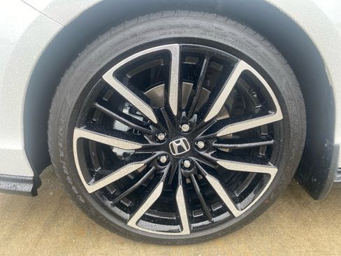 Used 2026 Honda Accord Touring image 31