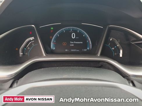 Used 2019 Honda Civic Touring image 18