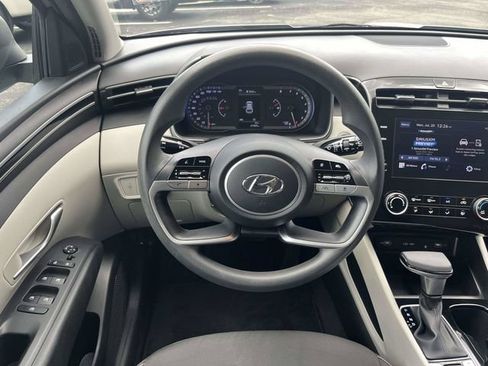 Used 2023 Hyundai Tucson SEL w/ Cargo Package AWD/4WD image 16