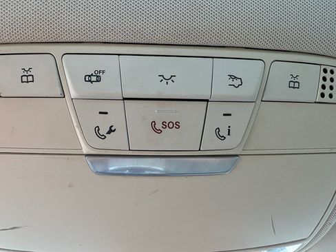 Used 2016 Mercedes-Benz C 300 Sedan image 23