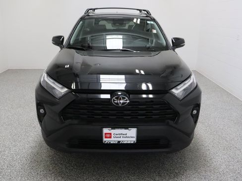 Used 2025 Toyota RAV4 XLE Premium FWD image 3