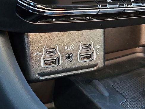 Used 2023 Dodge Durango R/T w/ Blacktop Package image 26