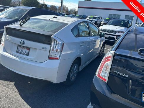 Used 2010 Toyota Prius Two image 2