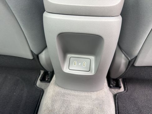 Certified 2024 Hyundai Elantra SE FWD image 22