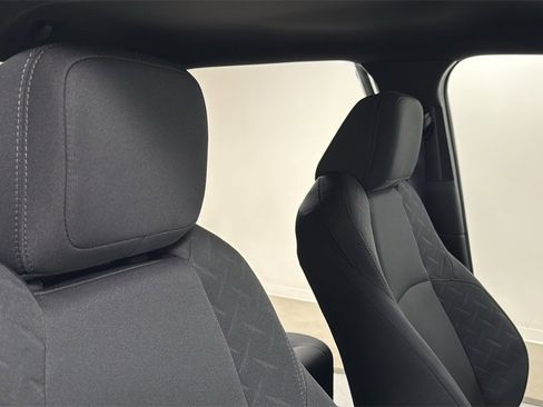 Certified 2025 Toyota Tacoma SR image 19
