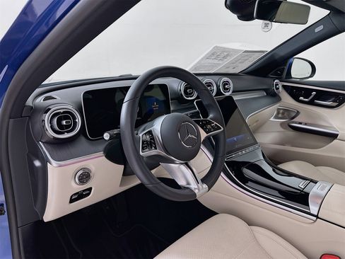 Used 2025 Mercedes-Benz C 300 Sedan image 10