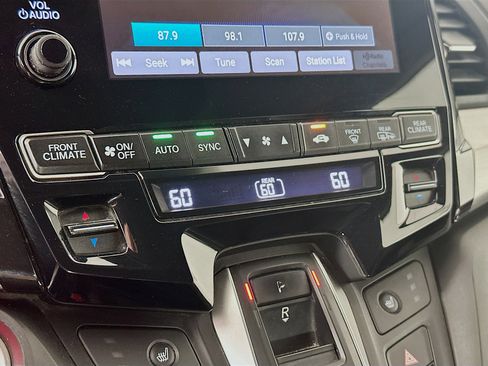 Used 2018 Honda Odyssey EX-L image 22