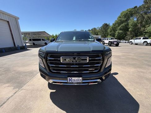 New 2026 GMC Yukon XL AT4 w/ AT4 Premium Package AWD/4WD image 3