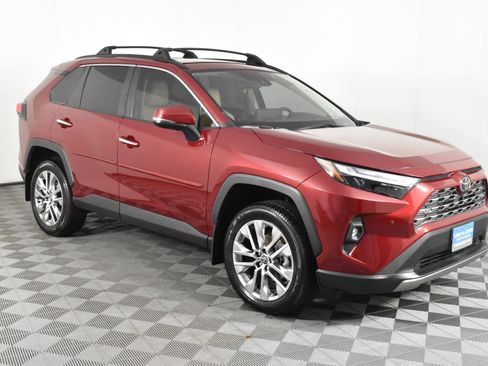 Used 2024 Toyota RAV4 Limited image 4