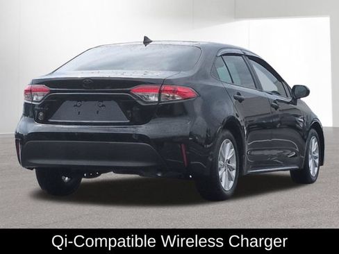 Certified 2025 Toyota Corolla LE w/ LE Premium Package FWD image 6