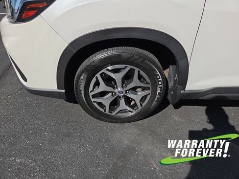 Used 2019 Subaru Forester Premium AWD/4WD image 19