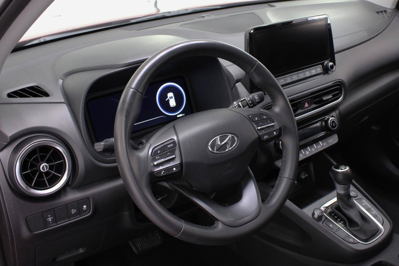 Used 2023 Hyundai Kona Limited AWD/4WD image 31