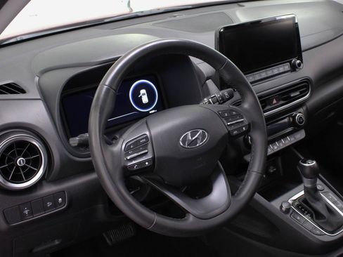 Used 2023 Hyundai Kona Limited AWD/4WD image 31