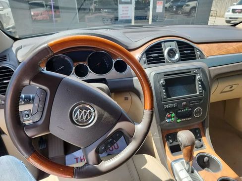 Used 2011 Buick Enclave CXL FWD image 5