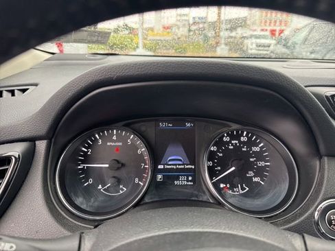 Used 2020 Nissan Rogue SL w/ Premium Package AWD/4WD image 13