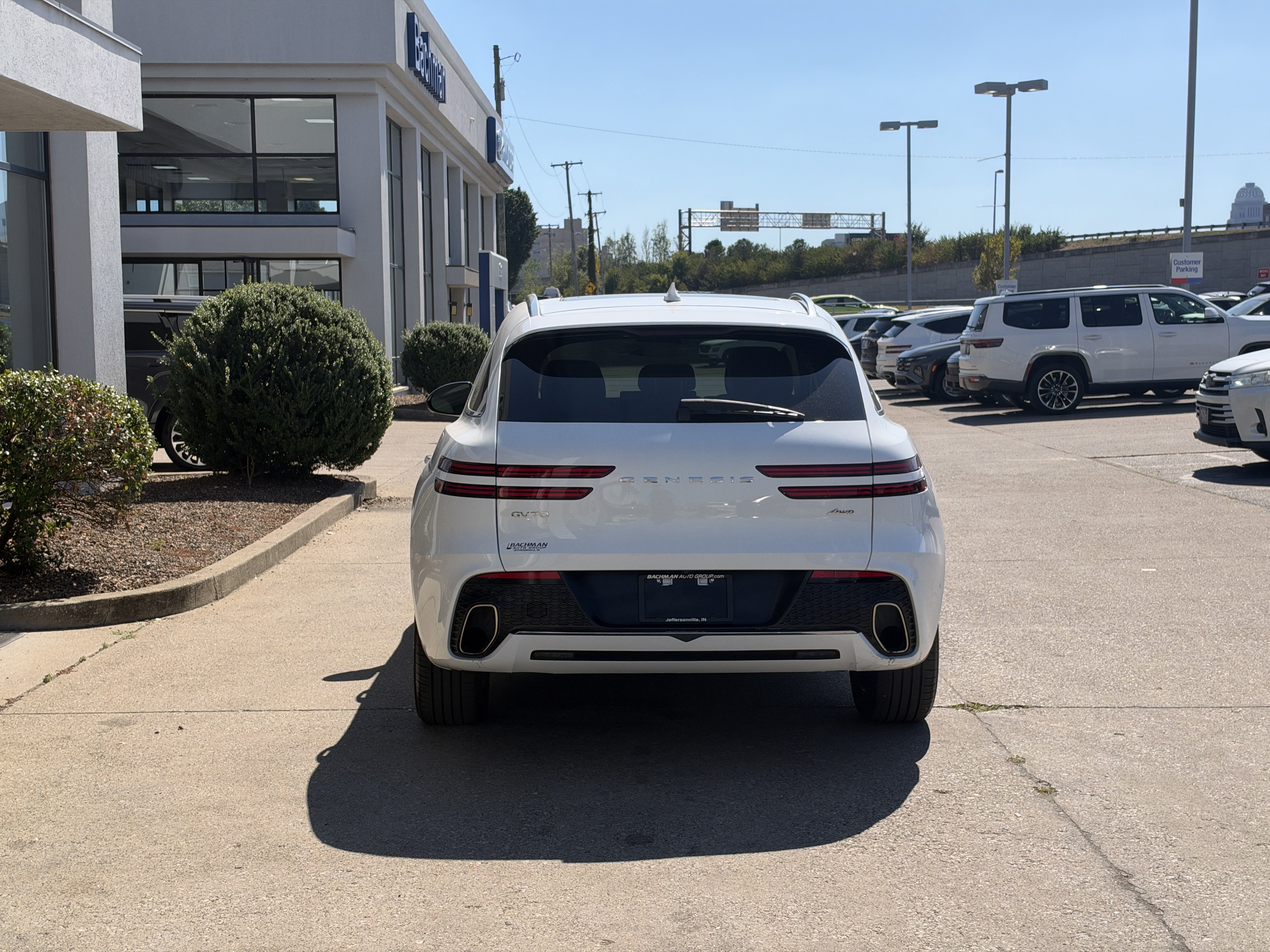 Used 2022 Genesis GV70 2.5T w/ Advanced Package AWD/4WD image 6