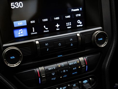 Used 2016 Ford Mustang Shelby GT350R w/ GT350R Equipment Group 920A image 65