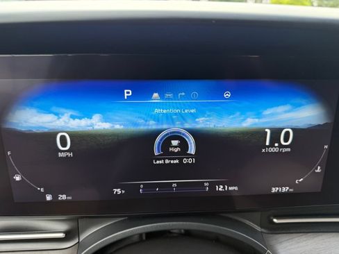Used 2023 Kia Carnival SX FWD image 13