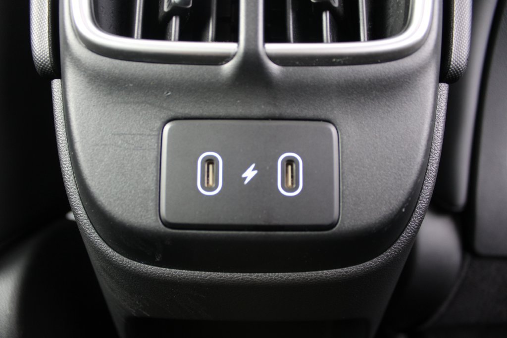 Used 2023 Hyundai Ioniq 6 Limited AWD/4WD image 15