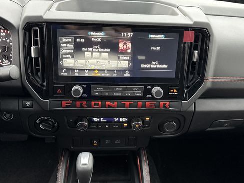 New 2025 Nissan Frontier PRO-4X image 18