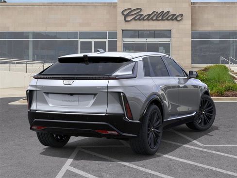 New 2025 Cadillac Lyriq Luxury image 4