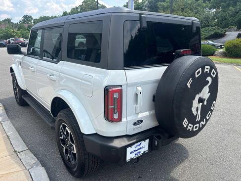 Used 2024 Ford Bronco Outer Banks AWD/4WD image 5