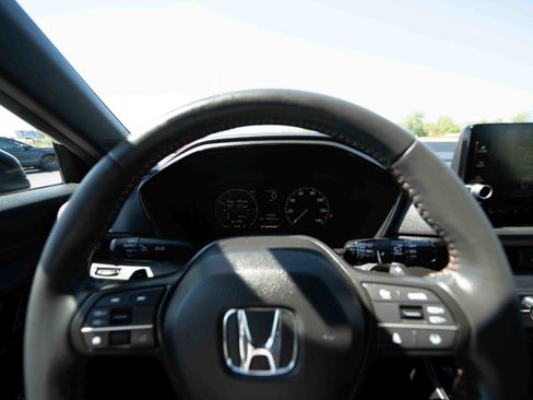 Certified 2024 Honda CR-V Sport-L image 15