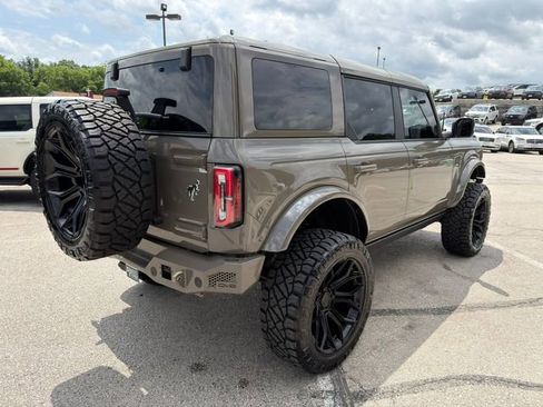 Used 2025 Ford Bronco Outer Banks AWD/4WD image 7