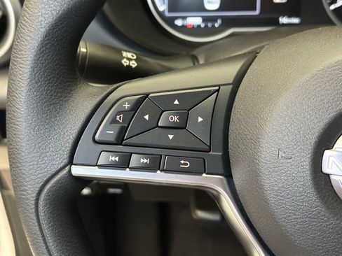 New 2025 Nissan Versa SV w/ Trunk Package FWD image 22