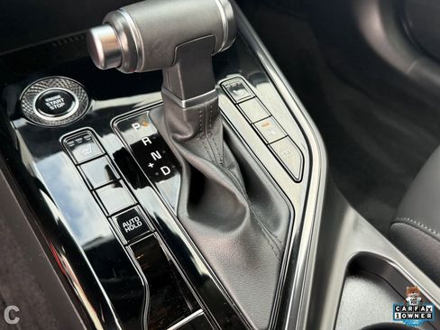 Used 2023 Kia Niro EX image 21