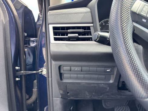 Used 2022 Mitsubishi Outlander SE FWD image 10