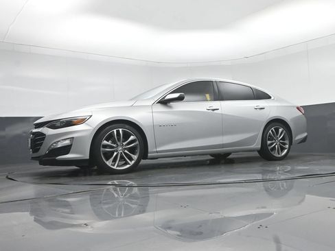Used 2022 Chevrolet Malibu LT FWD image 51