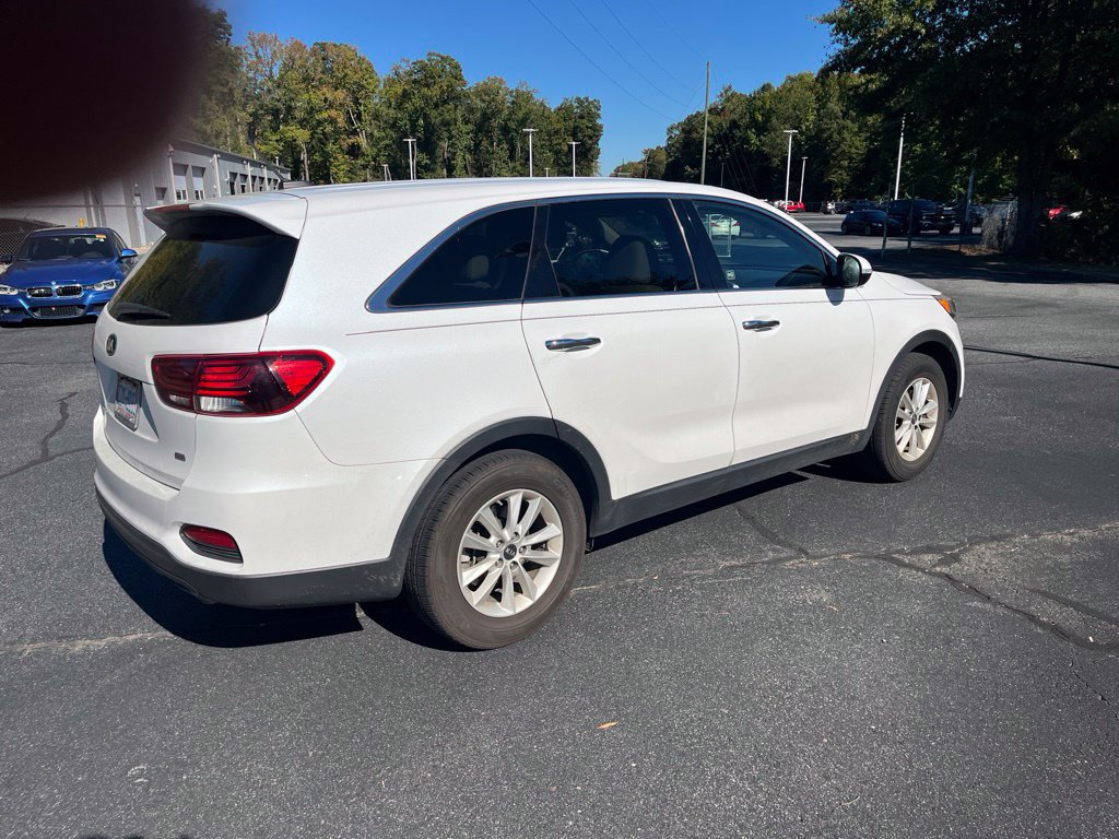 Used 2019 Kia Sorento FWD image 5