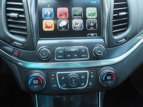 Used 2017 Chevrolet Impala LT image 12