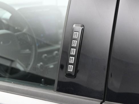 Used 2022 Ford F150 XLT w/ Equipment Group 302A High image 30