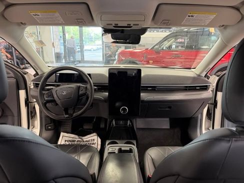 Used 2025 Ford Mustang Mach-E Select w/ Comfort Package Lite AWD/4WD image 28