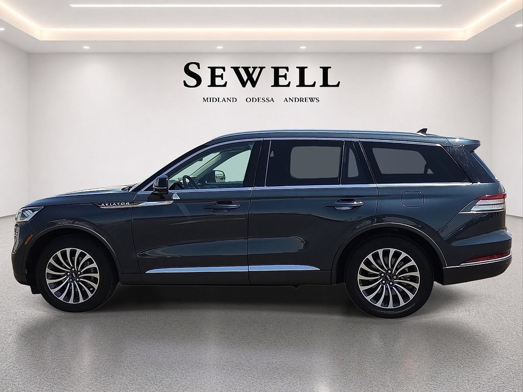 Used 2023 Lincoln Aviator Reserve w/ Equipment Group 201A AWD/4WD image 2