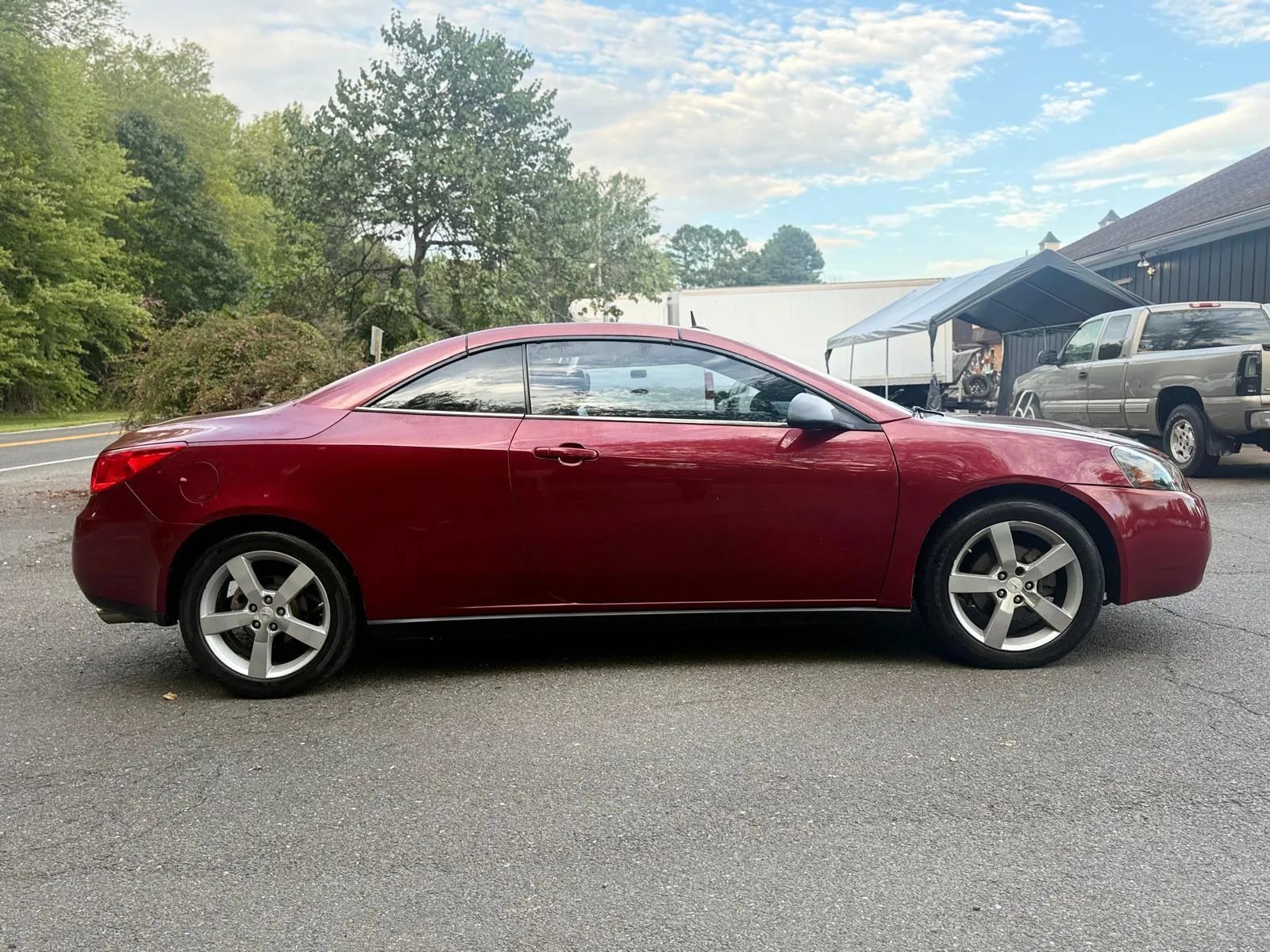 Used 2008 Pontiac G6 GT w/ Sport Package FWD image 11