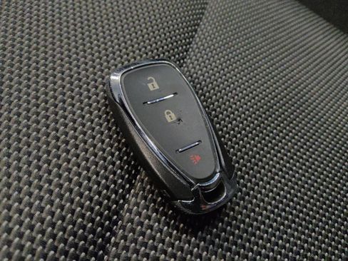 Used 2018 Chevrolet Traverse LS FWD image 32