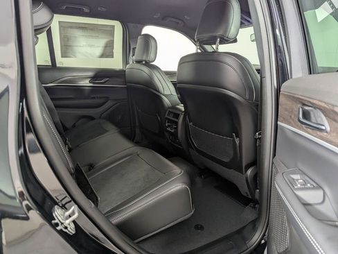 New 2026 Jeep Grand Cherokee Altitude RWD image 24