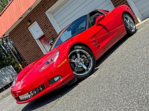 Used 2009 Chevrolet Corvette Coupe w/ Preferred Equipment Group RWD image 7