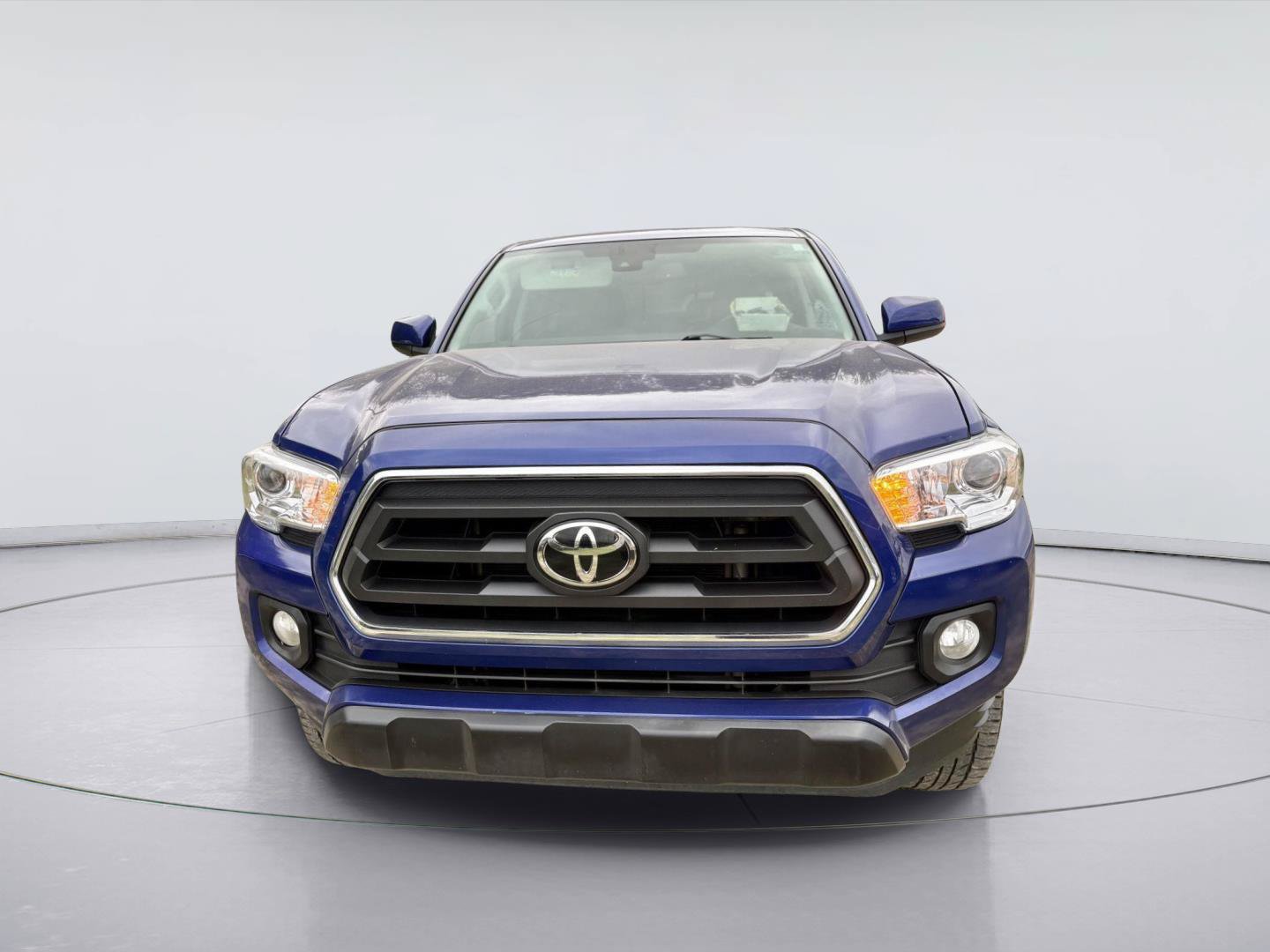 Used 2022 Toyota Tacoma SR5 RWD image 9