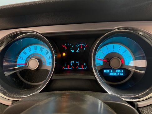 Used 2011 Ford Mustang GT Premium w/ Brembo Brake Pkg image 12