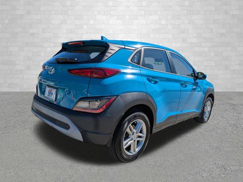 Certified 2022 Hyundai Kona SE image 2
