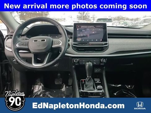 Used 2022 Jeep Compass Latitude w/ Sun and Sound Group image 12